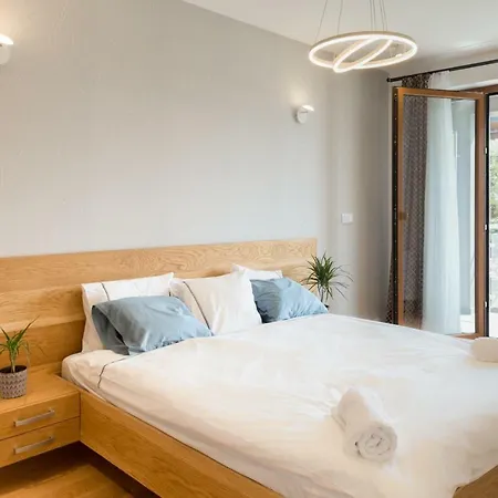 New Modern Kazimierz, Old Town קרקוב
